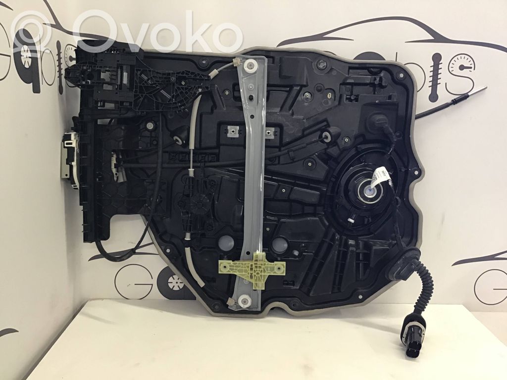 Dodge RAM Regulador de puerta trasera con motor 