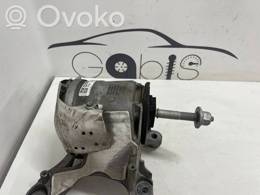 Ford Explorer VI Engine mount bracket 