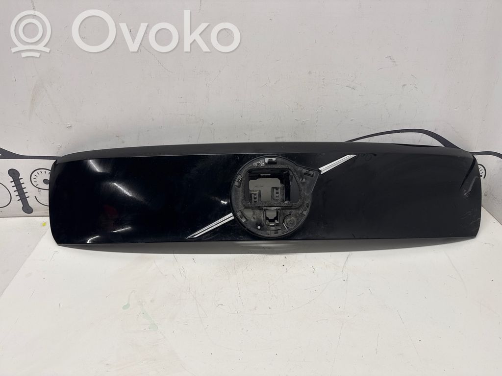 Volvo C40 Front grill 