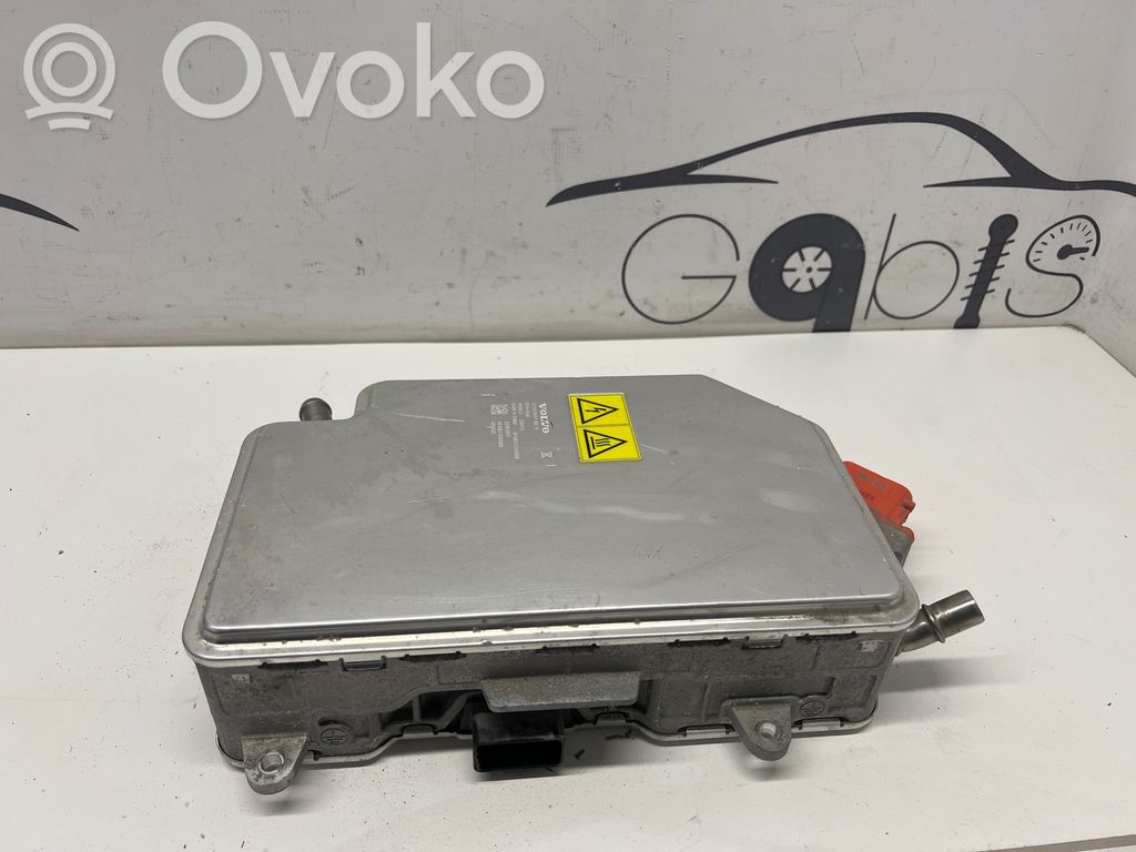 Volvo C40 Sprieguma pārveidotājs 