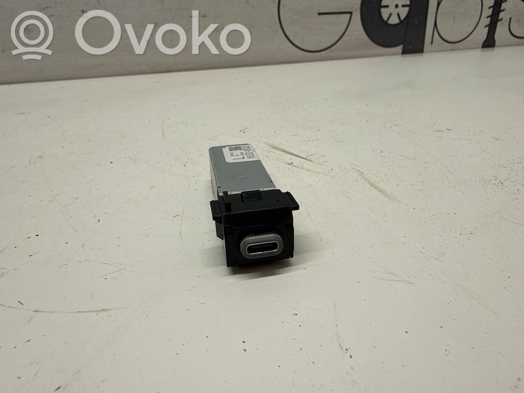 Toyota C-HR II Разъем USB 