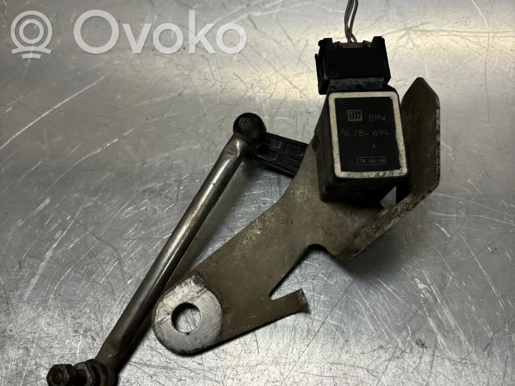 Headlight/headlamp level sensor   6784694