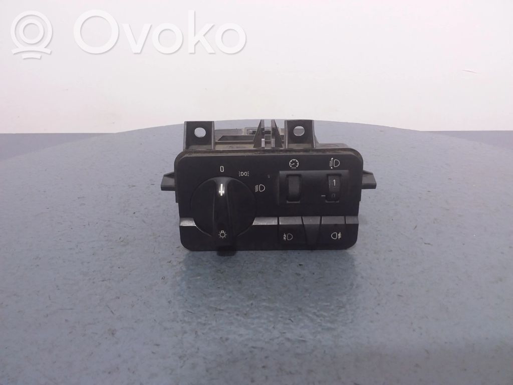 Light switch   8383226,8383226