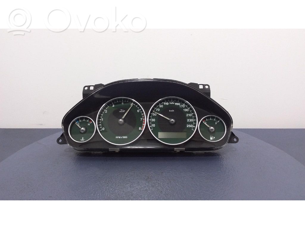 Jaguar X-Type Speedometer (instrument cluster) 