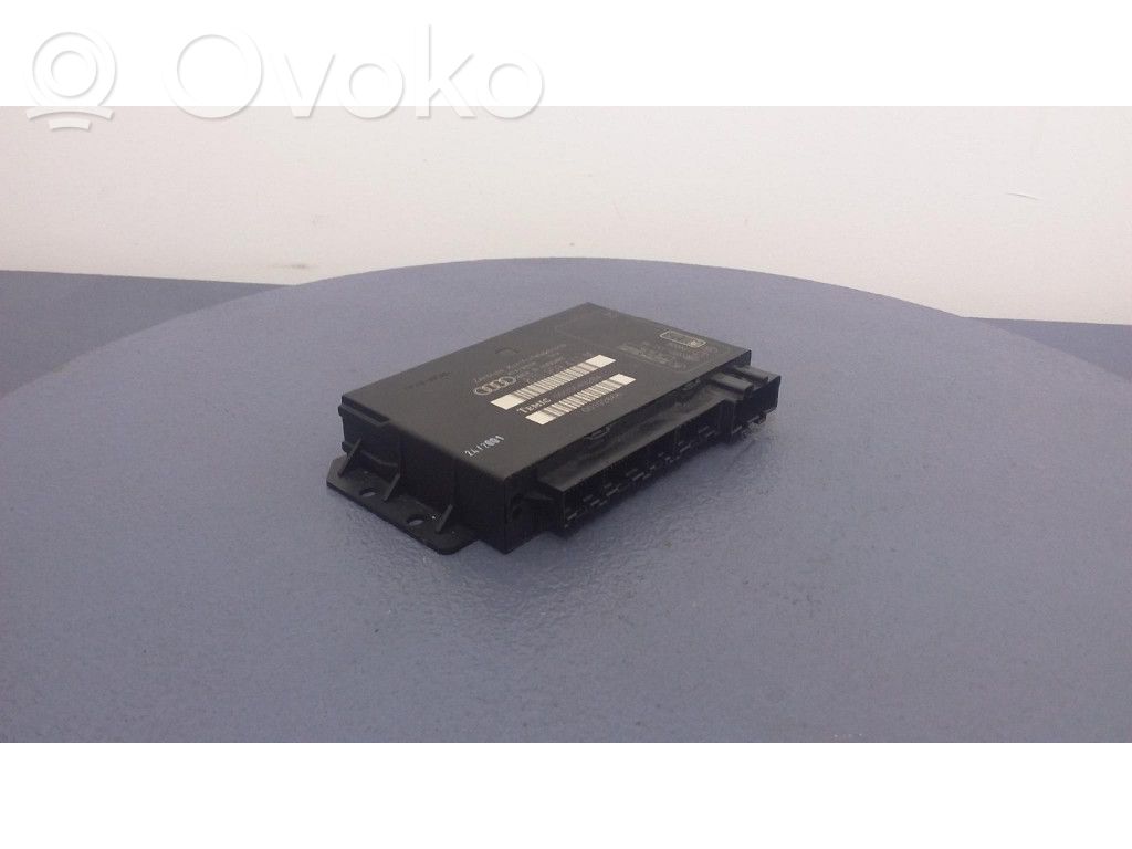 Audi A2 Komforto modulis 
