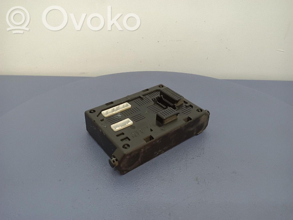 Renault Modus Juego de caja de fusibles 