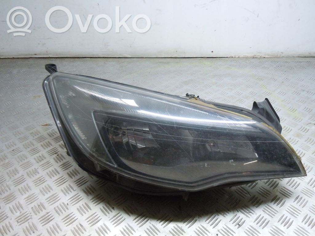 Opel Astra J Headlight/headlamp 