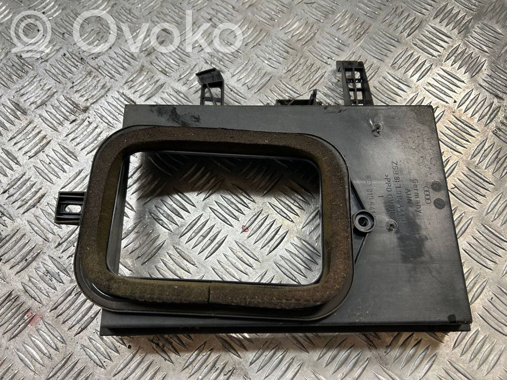 Audi A4 S4 B7 8E 8H Einzelteil Verkleidung Innenraumfilter 