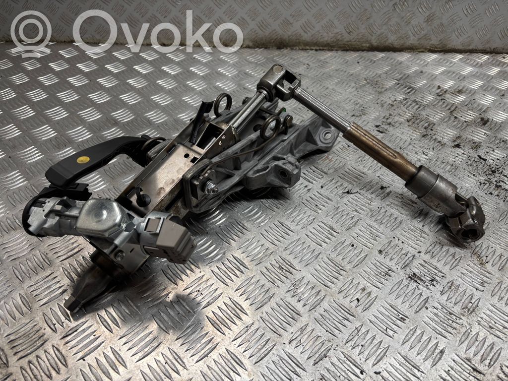 Ford Focus Steering wheel axle 