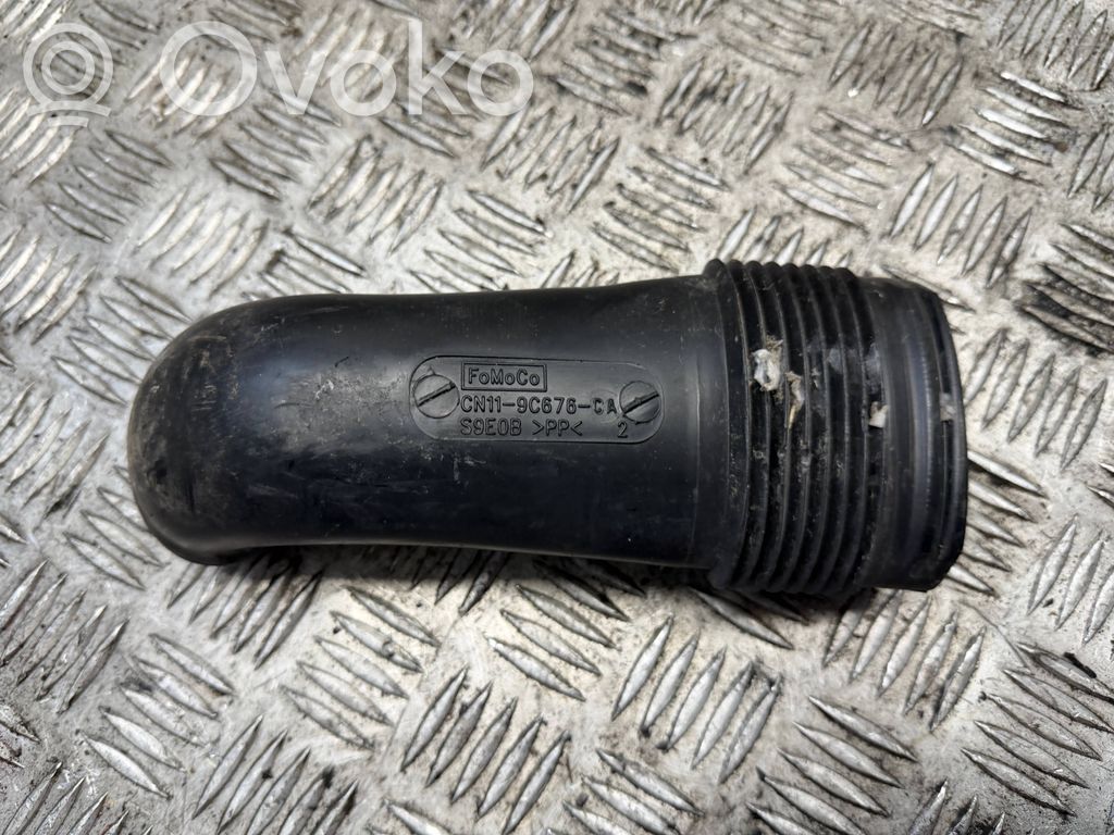 Ford Fiesta Air filter box 