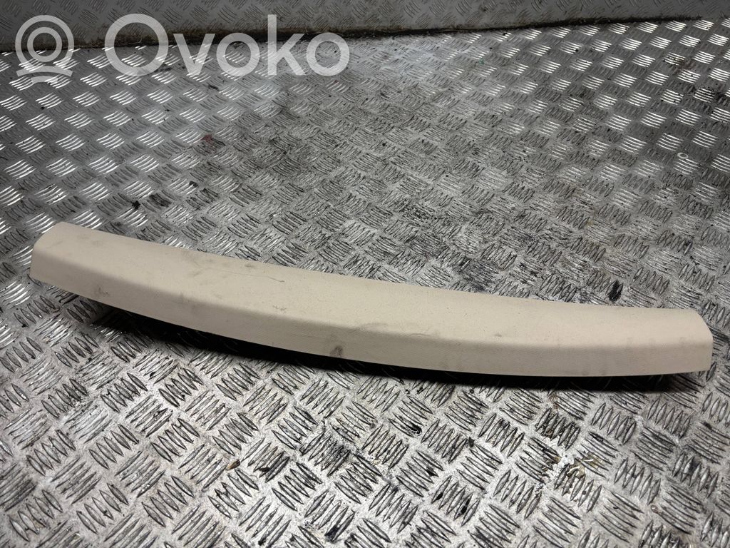BMW X1 F48 F49 Tapicerka klapy tylnej / bagażnika 