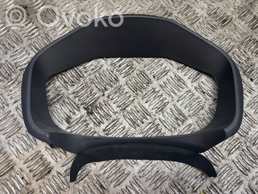 Toyota Yaris Element deski rozdzielczej 