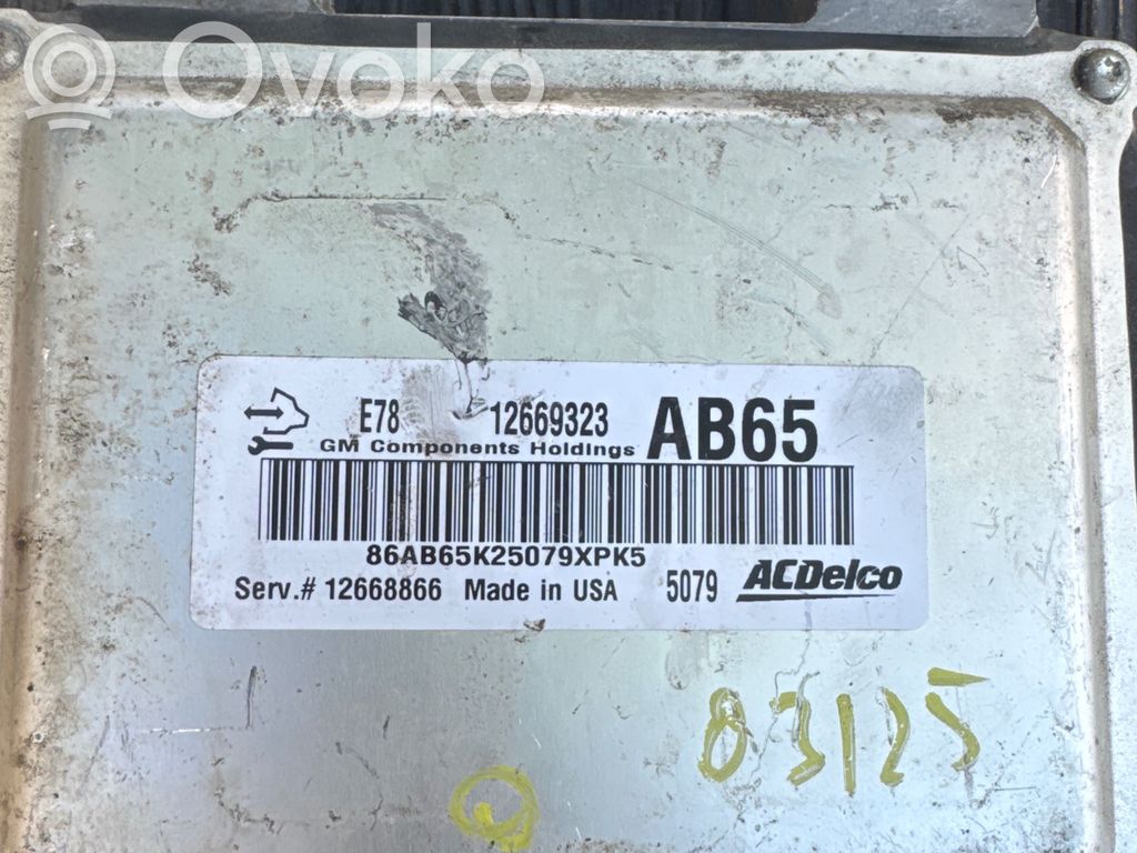 Opel Astra J Engine control unit/module 