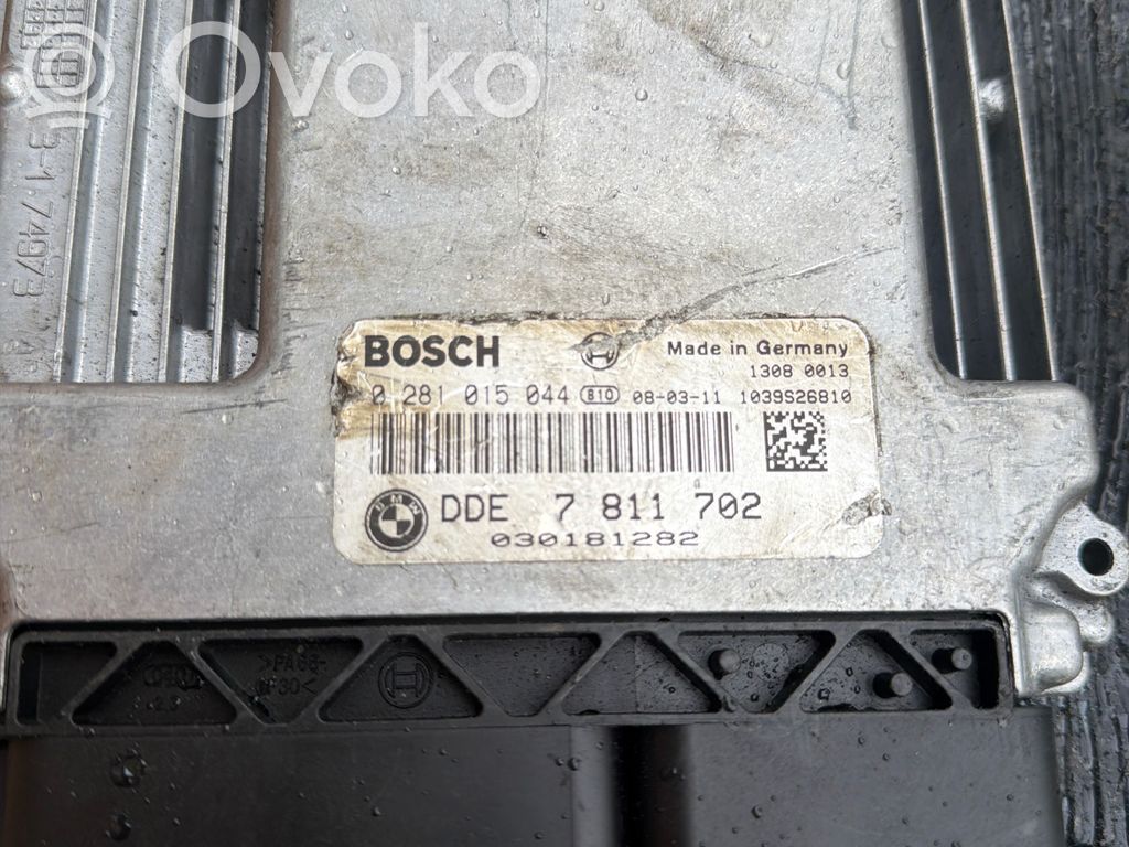 BMW 1 E81 E87 Engine control unit/module 