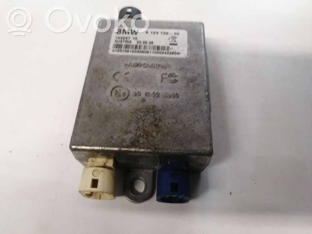 BMW 5 E60 E61 Antenos stiprintuvas 