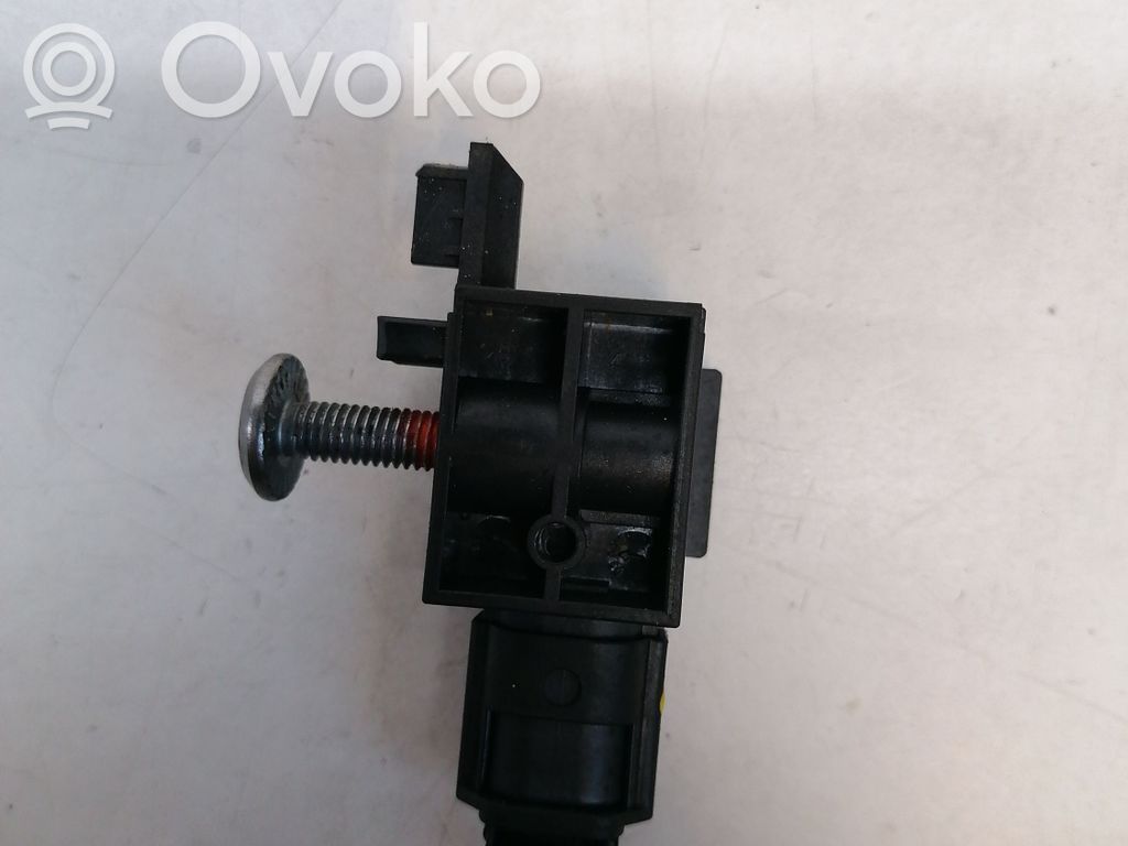 Renault Modus Airbag deployment crash/impact sensor 