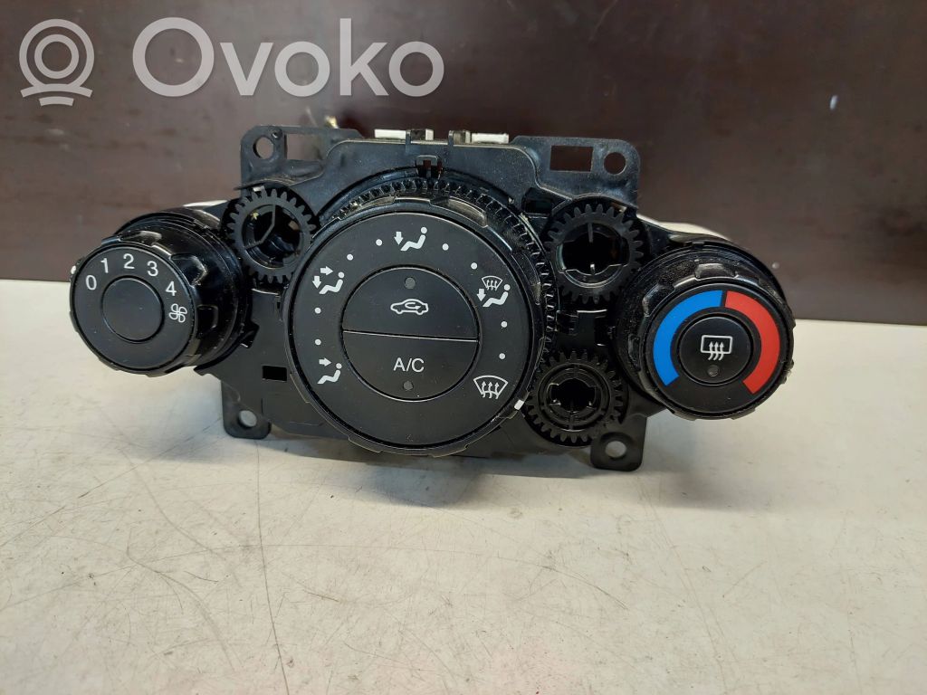 Ford Fiesta Climate control unit 