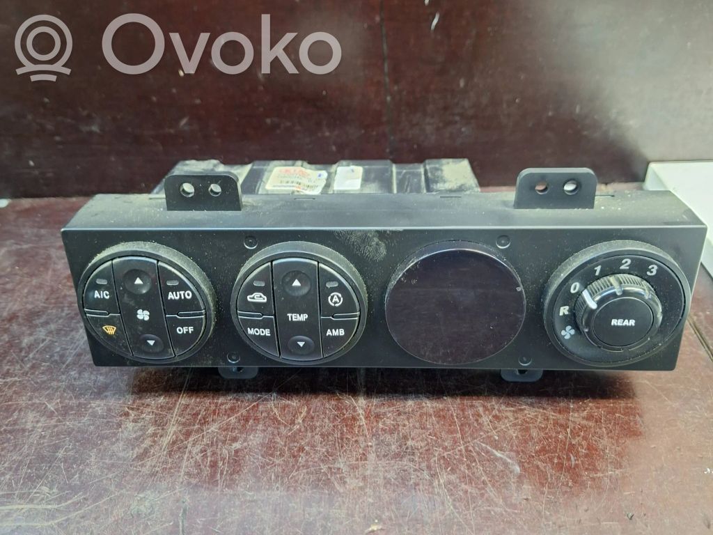 KIA Carnival Climate control unit 