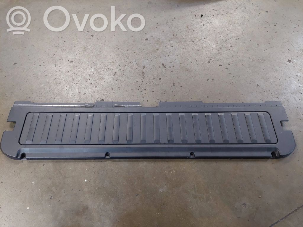 BMW X5 E53 Tailgate trim 