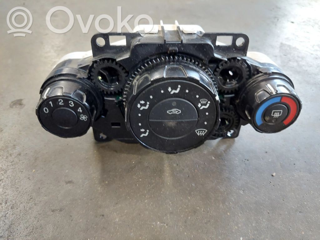 Ford Fiesta Climate control unit 