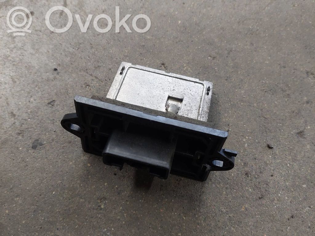 Nissan Note (E11) Heater blower motor/fan resistor 