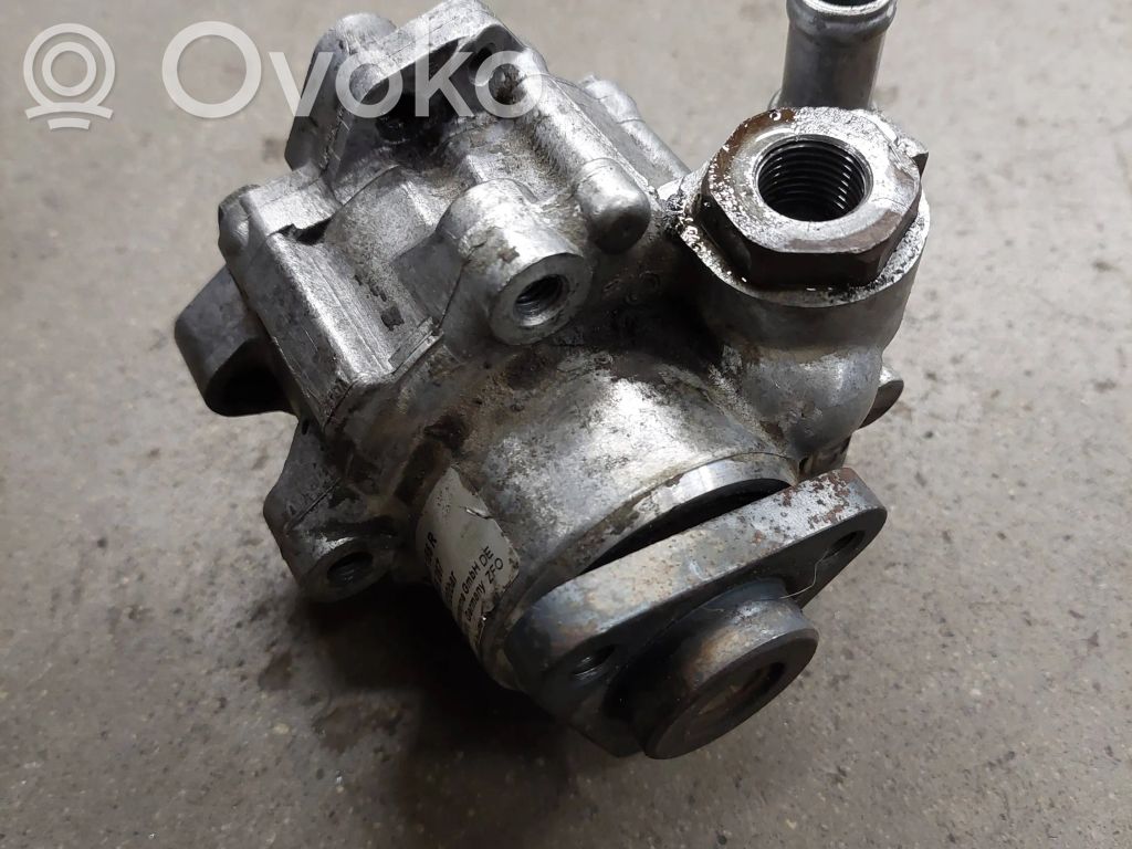 Audi A4 S4 B6 8E 8H Pompa wspomagania 