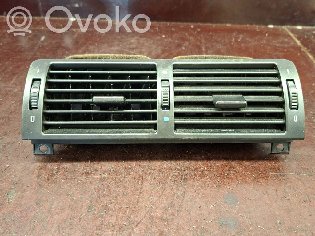 BMW 3 E46 Dysze / Kratki środkowego nawiewu deski rozdzielczej 