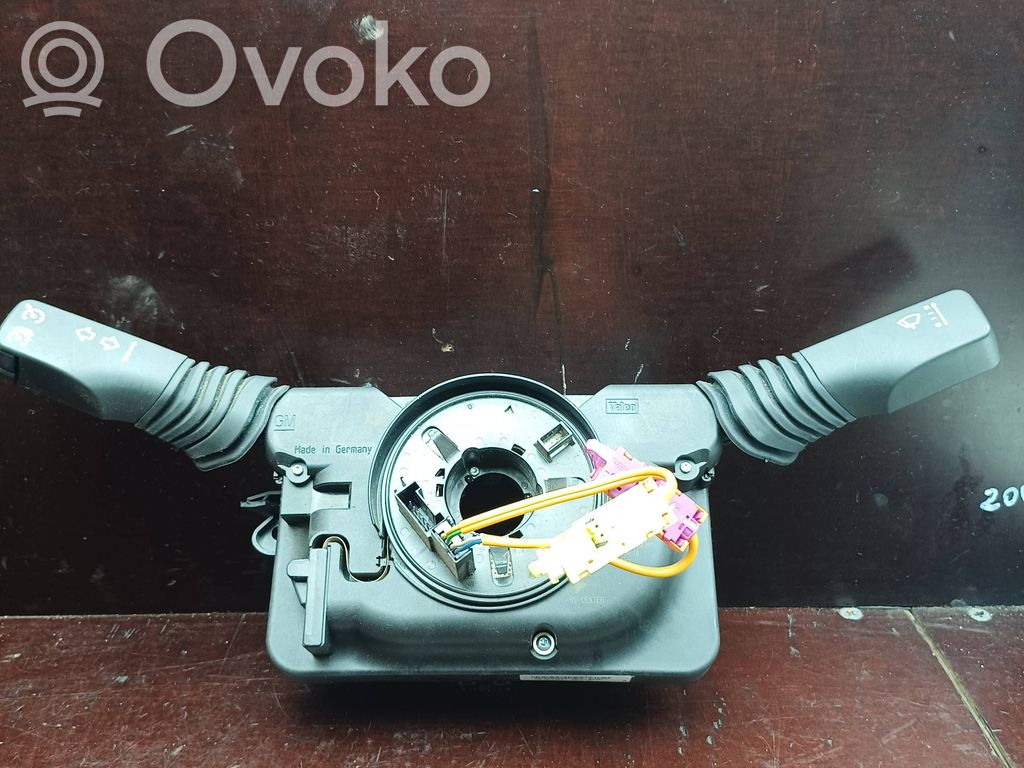 Opel Astra H Interruptor/palanca de limpiador de luz de giro 