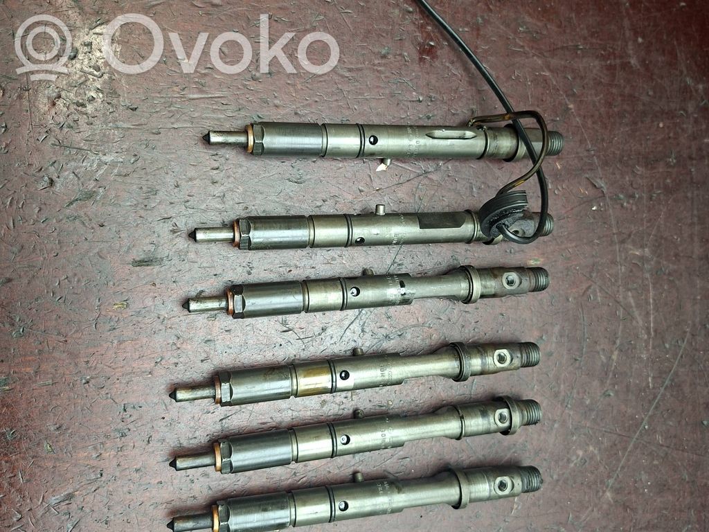 Audi A6 S6 C5 4B Inyector de combustible 