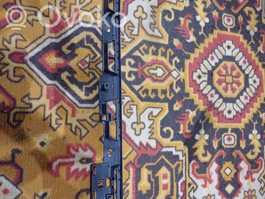 Porsche Macan (95B) Sill supporting ledge 