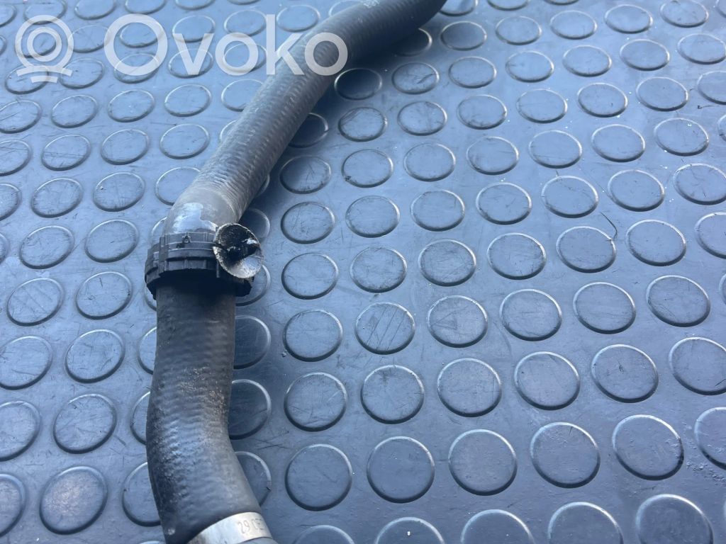 BMW 3 E90 E91 Engine coolant pipe/hose 