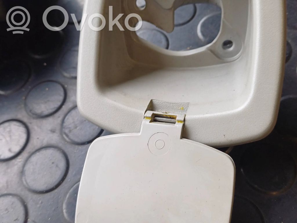 Cargo luggage net fixing mount   7140761