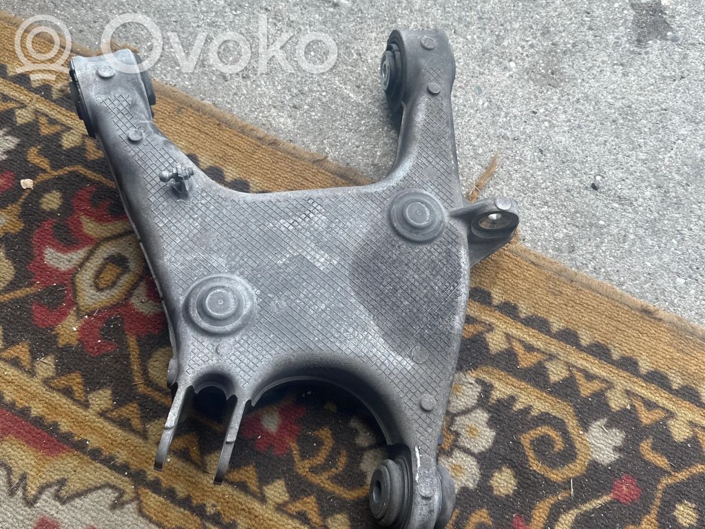 BMW 7 F01 F02 F03 F04 Вилы 