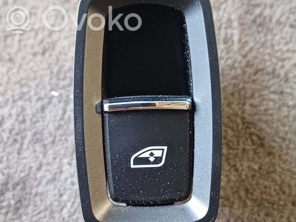 Porsche Cayenne (92A) Electric window control switch 