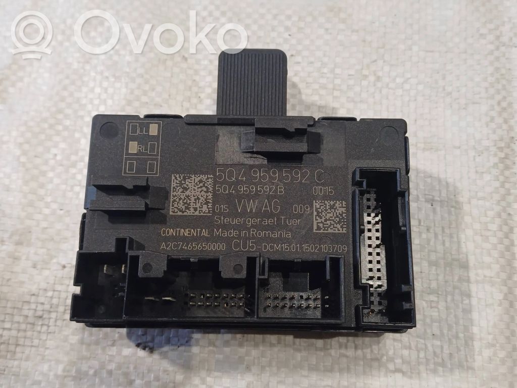 Volkswagen PASSAT B8 Door control unit/module 