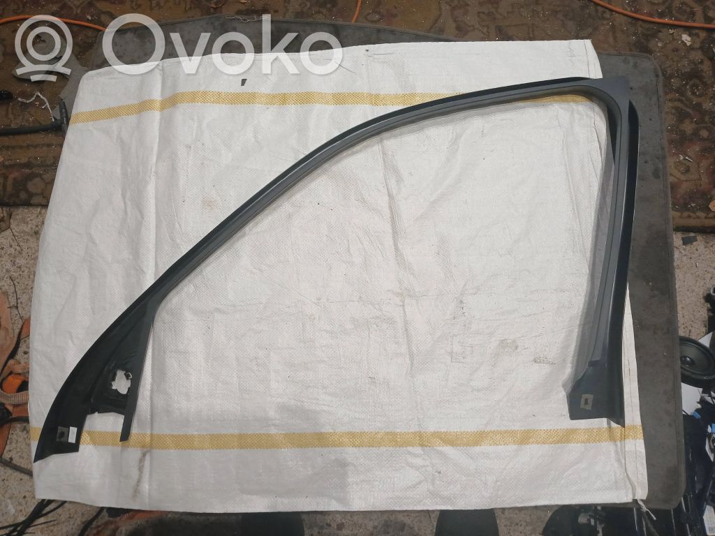 BMW X5 F15 Listwa / Uszczelka szyby drzwi przednich 