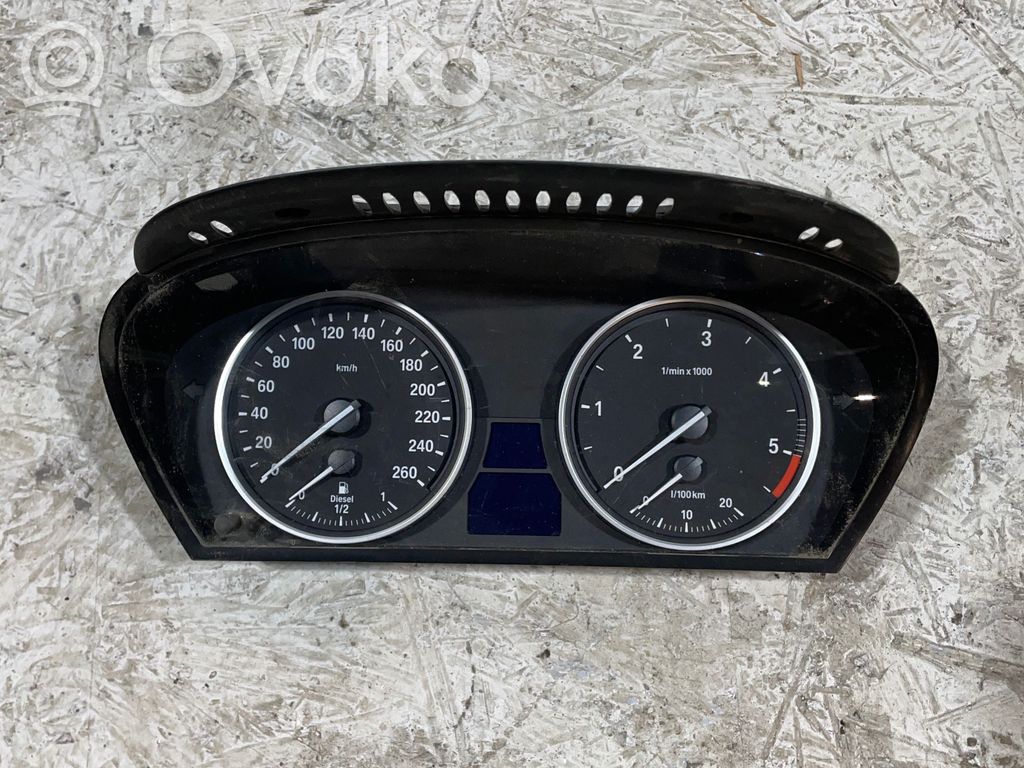BMW 5 E60 E61 Speedometer (instrument cluster) 