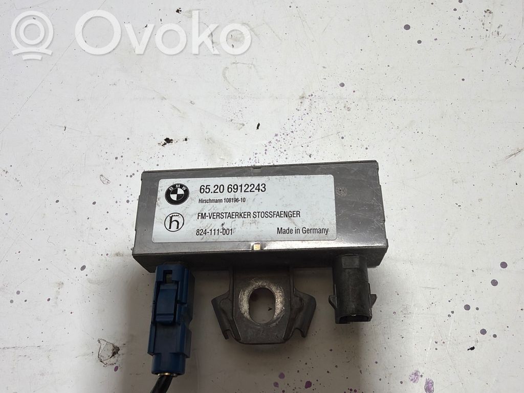 BMW Z4 E85 E86 Antenos stiprintuvas 