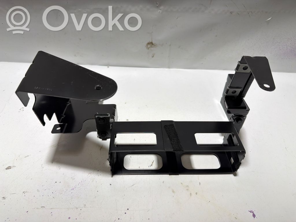 BMW Z4 E85 E86 Navigation GPS unit bracket/holder 