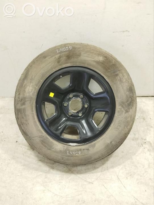 Ram 1500 DT Rueda de repuesto R18 