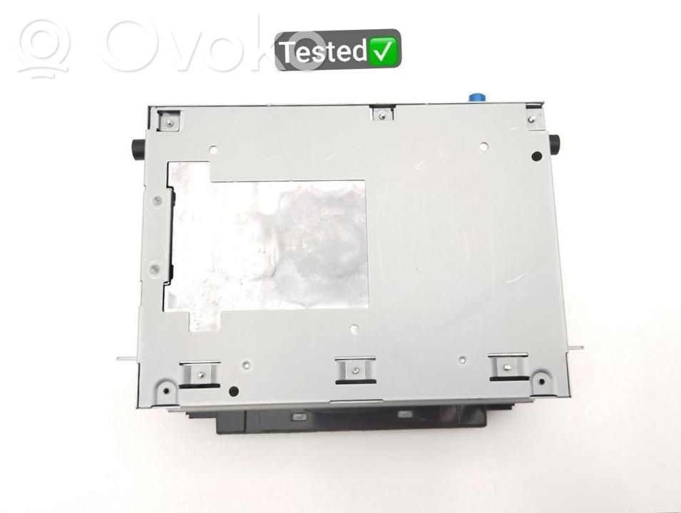 Panel / Radioodtwarzacz CD/DVD/GPS   CF6N18C815JL,Q115
