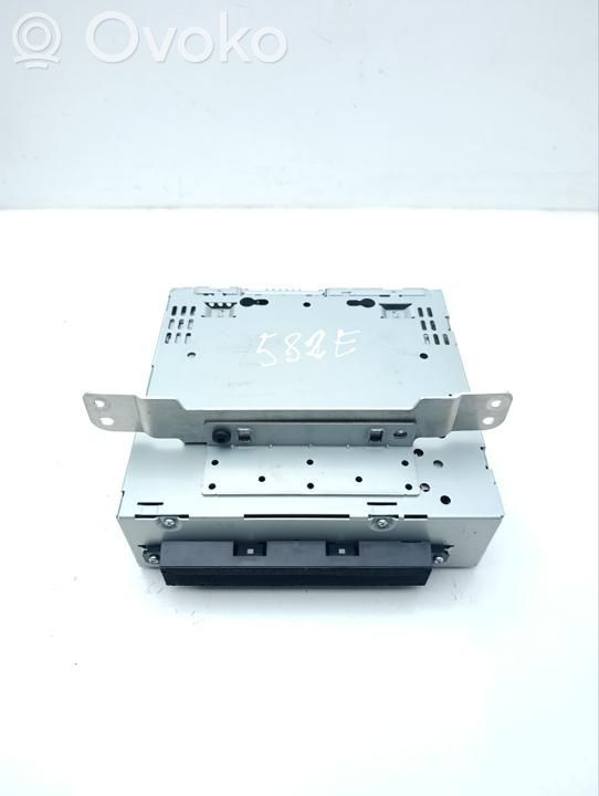Panel / Radioodtwarzacz CD/DVD/GPS   31285449,582E