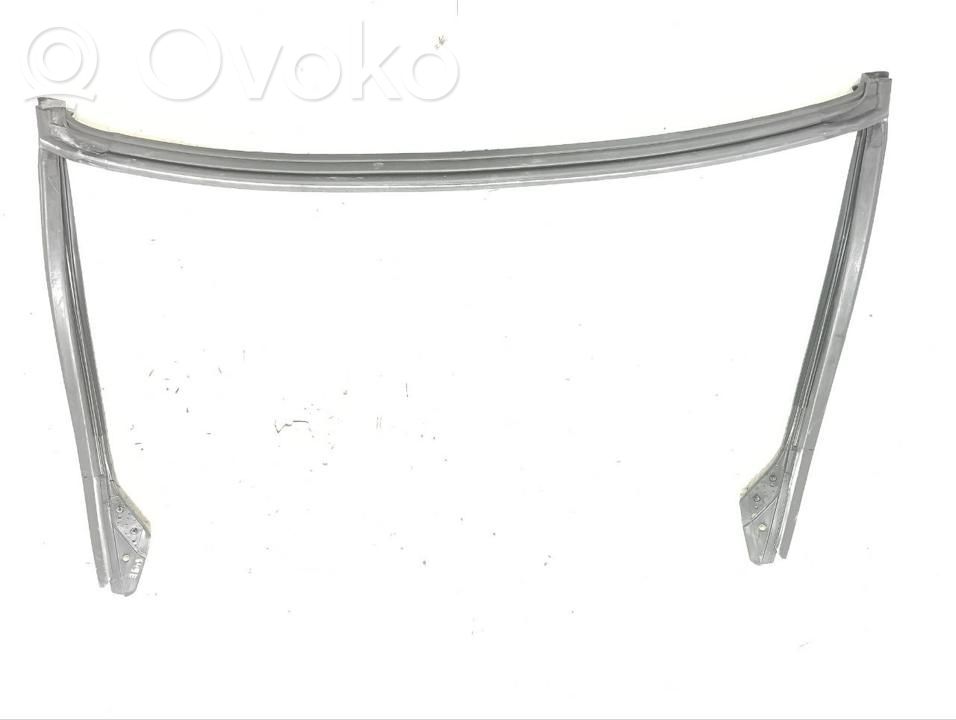 Chevrolet Corvette C8 Front door rubber seal 