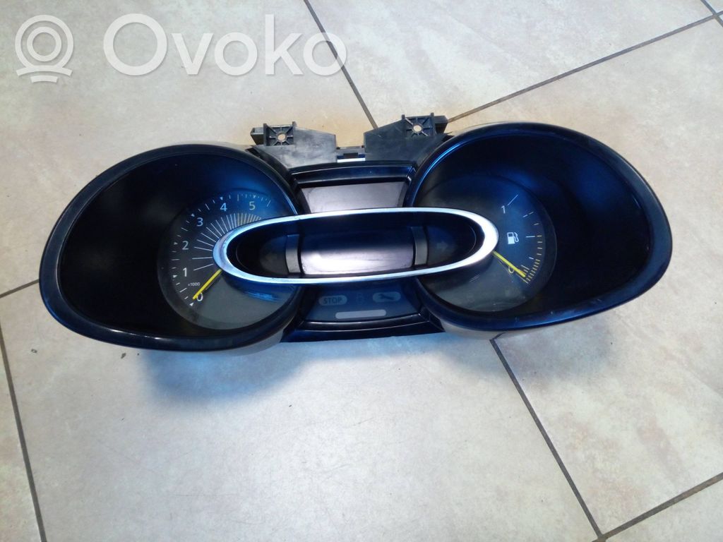 Renault Clio IV Speedometer (instrument cluster) 
