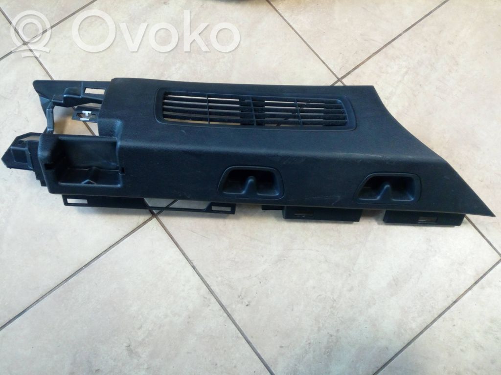 Volvo V60 Boczek / Tapicerka / bagażnika 
