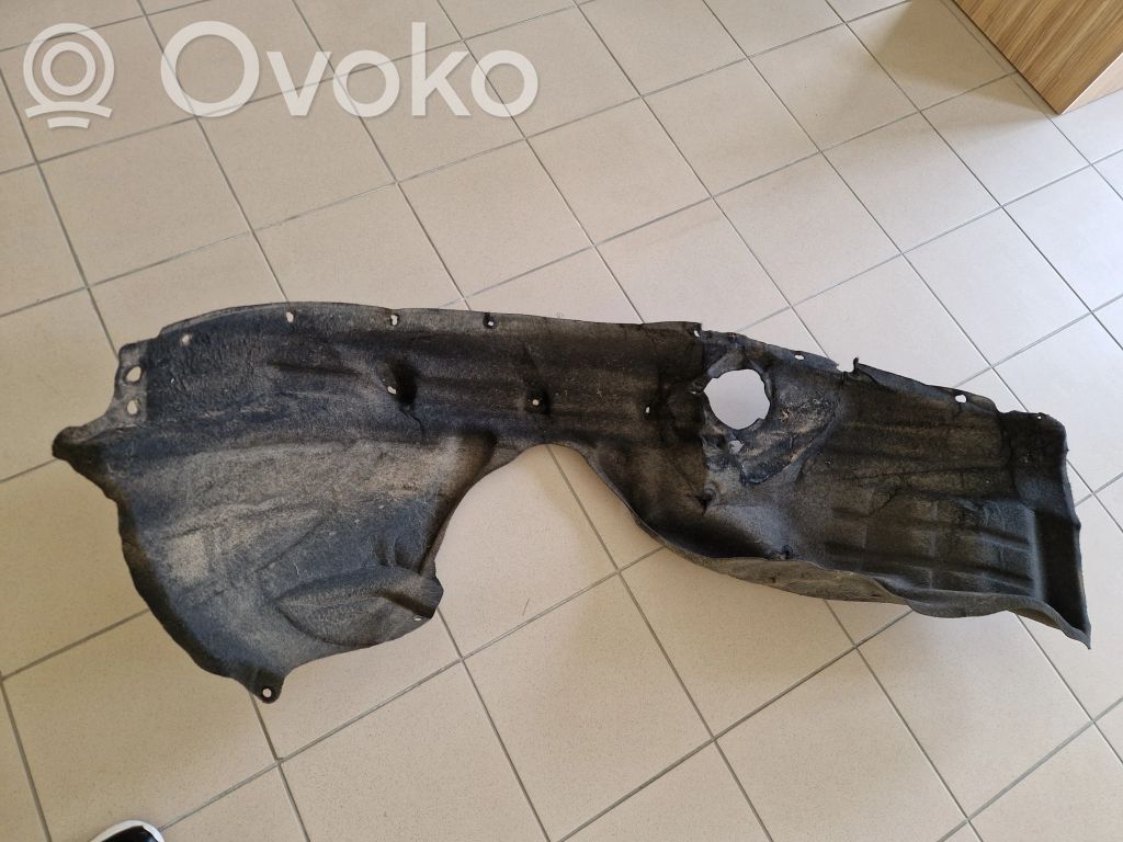 Front wheel arch liner splash guards