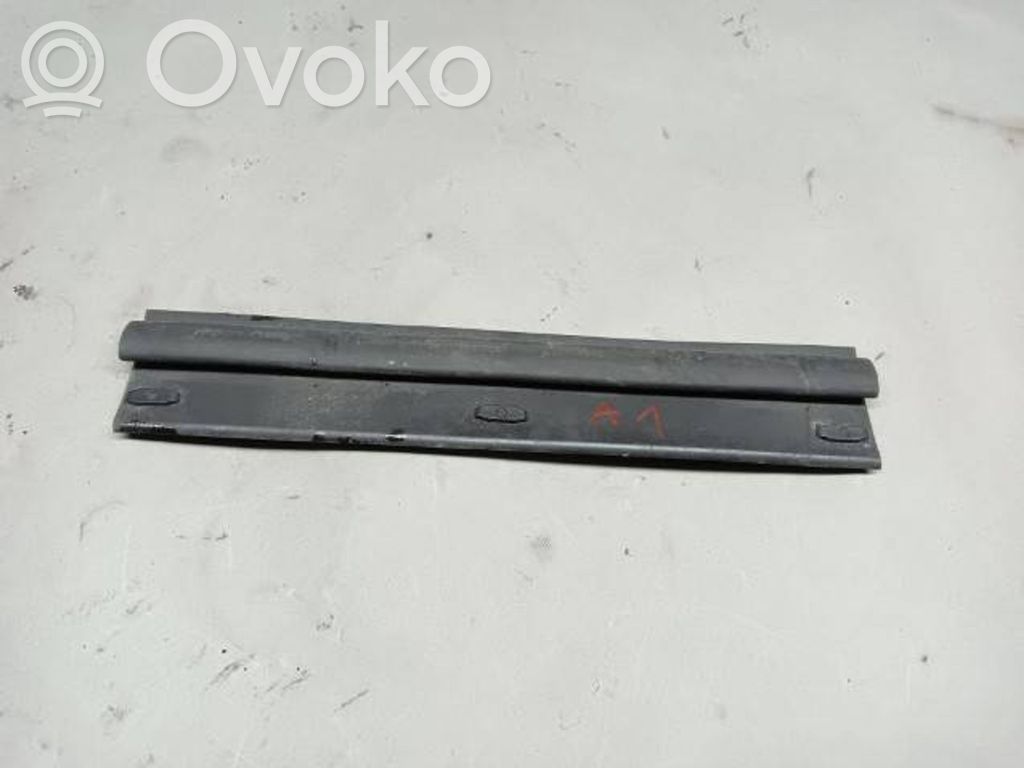 Audi A1 Engine compartment rubber 