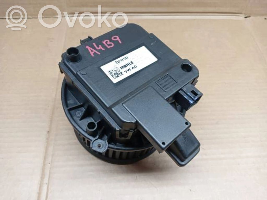 Audi A4 S4 B9 Wentylator nawiewu / Dmuchawa 
