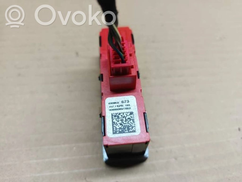 Cigarette lighter front