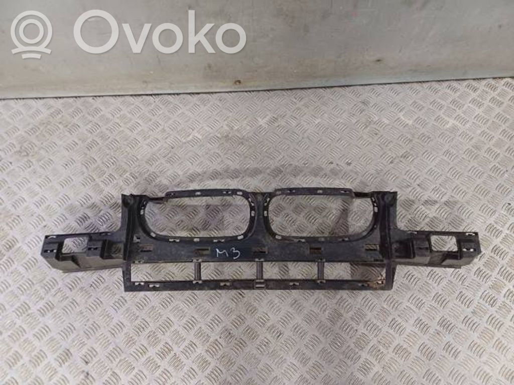 BMW X3 F25 Priekinis laikiklis bamperio 